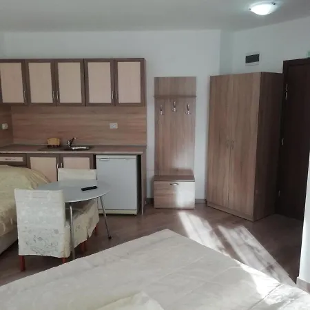 Guest house Iceberg Tryavna